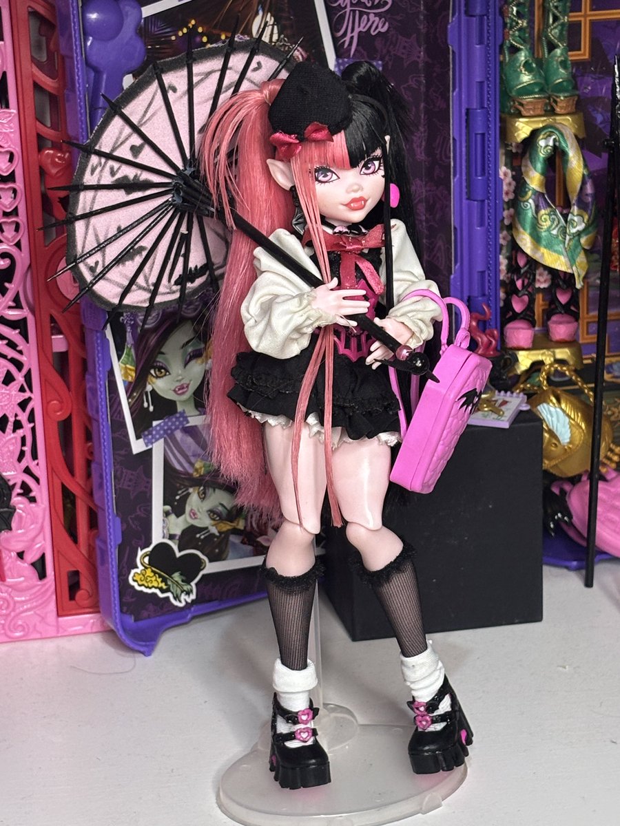 erothi tardelli tweet media