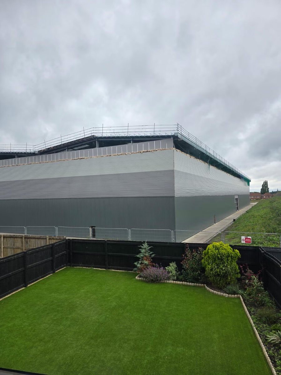 Alex Armstrong tweet media