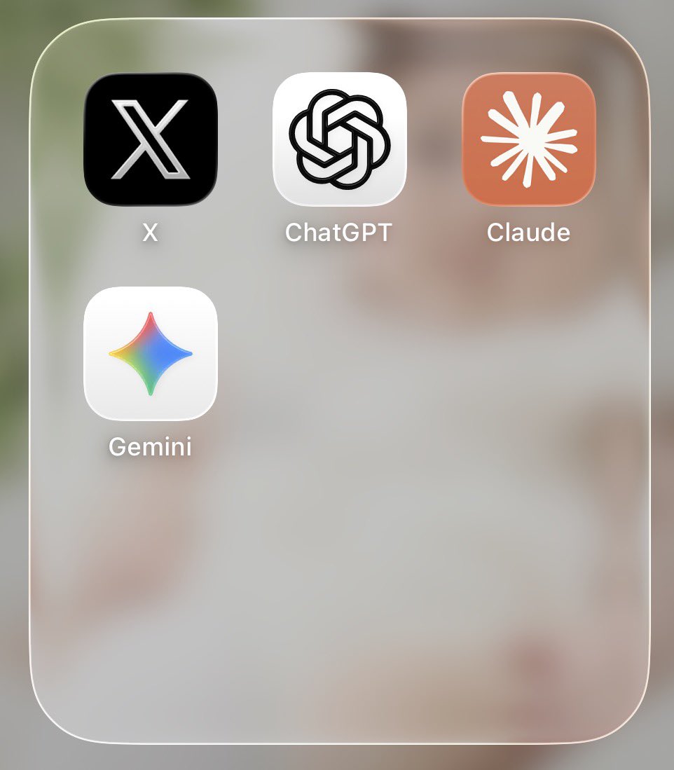 あいる tweet media