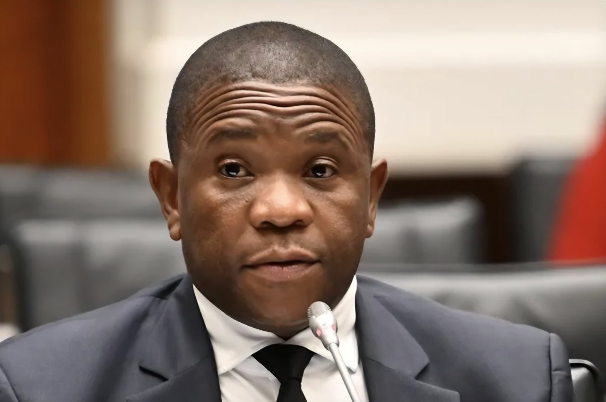 Tau e Tshehadi tweet media