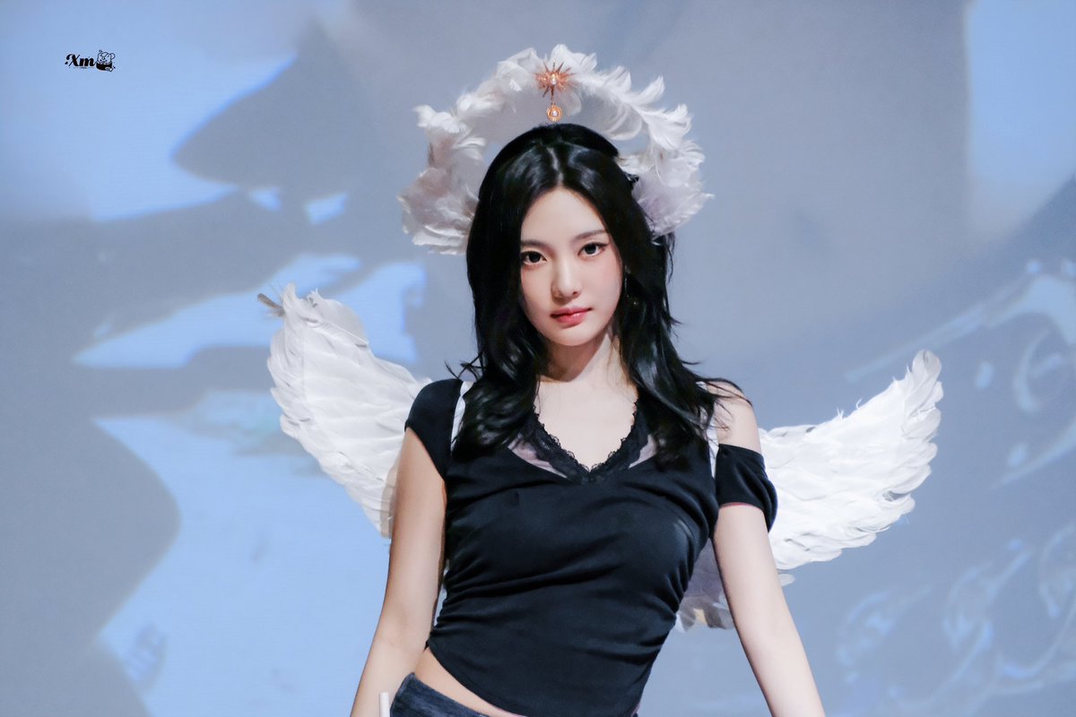 -joyycee tweet media