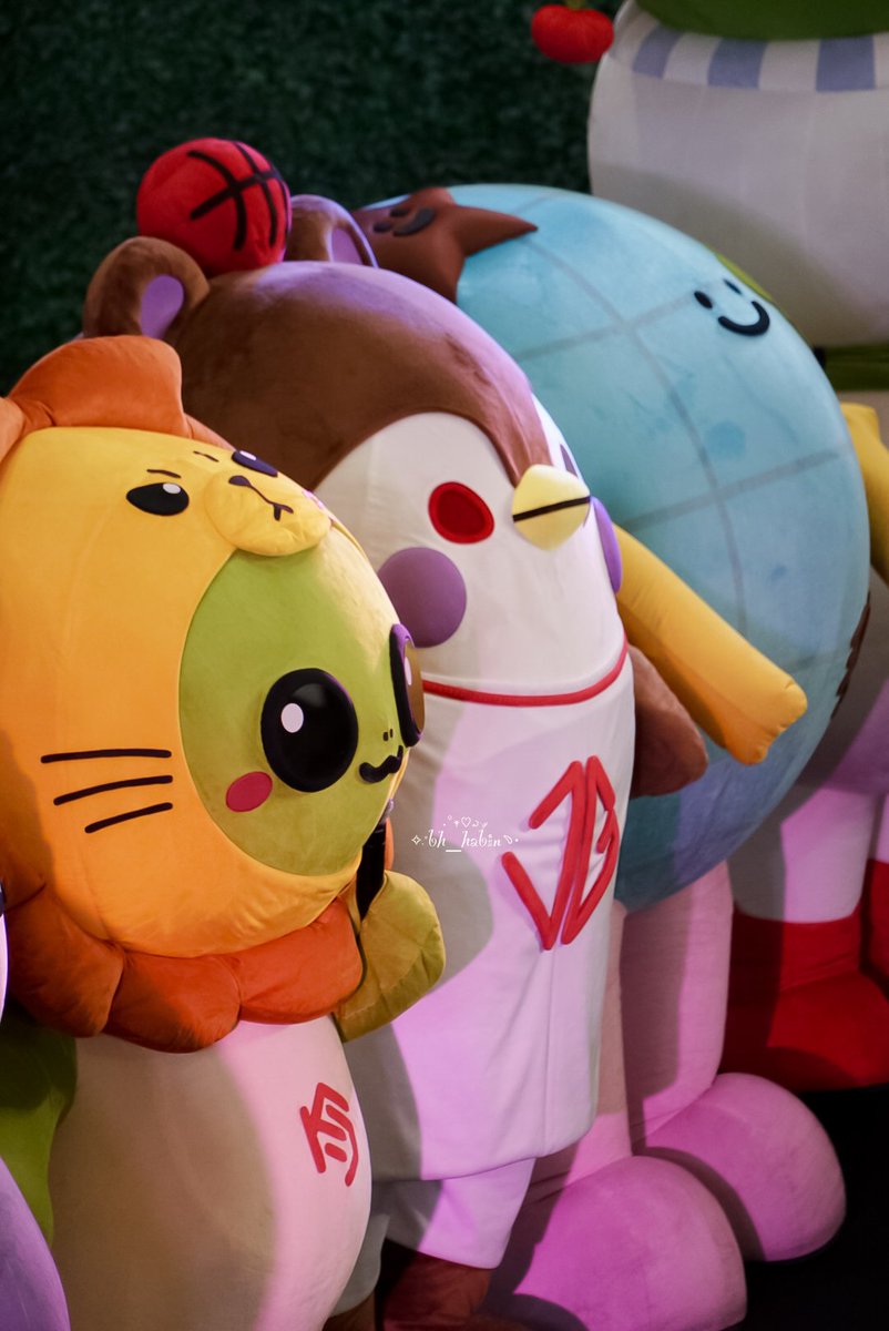 วอวอ○(`w-w°)♡ tweet media