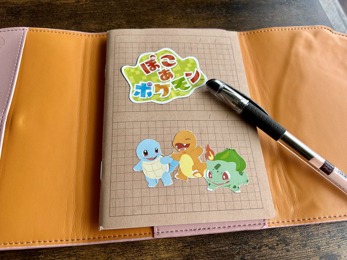 miis_55's tweet photo. 私のイカク手帳と無印のノートが生かされる時がきた……！ぽこあポケモンとぽこポケ日記はじめました⊂・ー・つ https://t.co/z59kTGfmeg