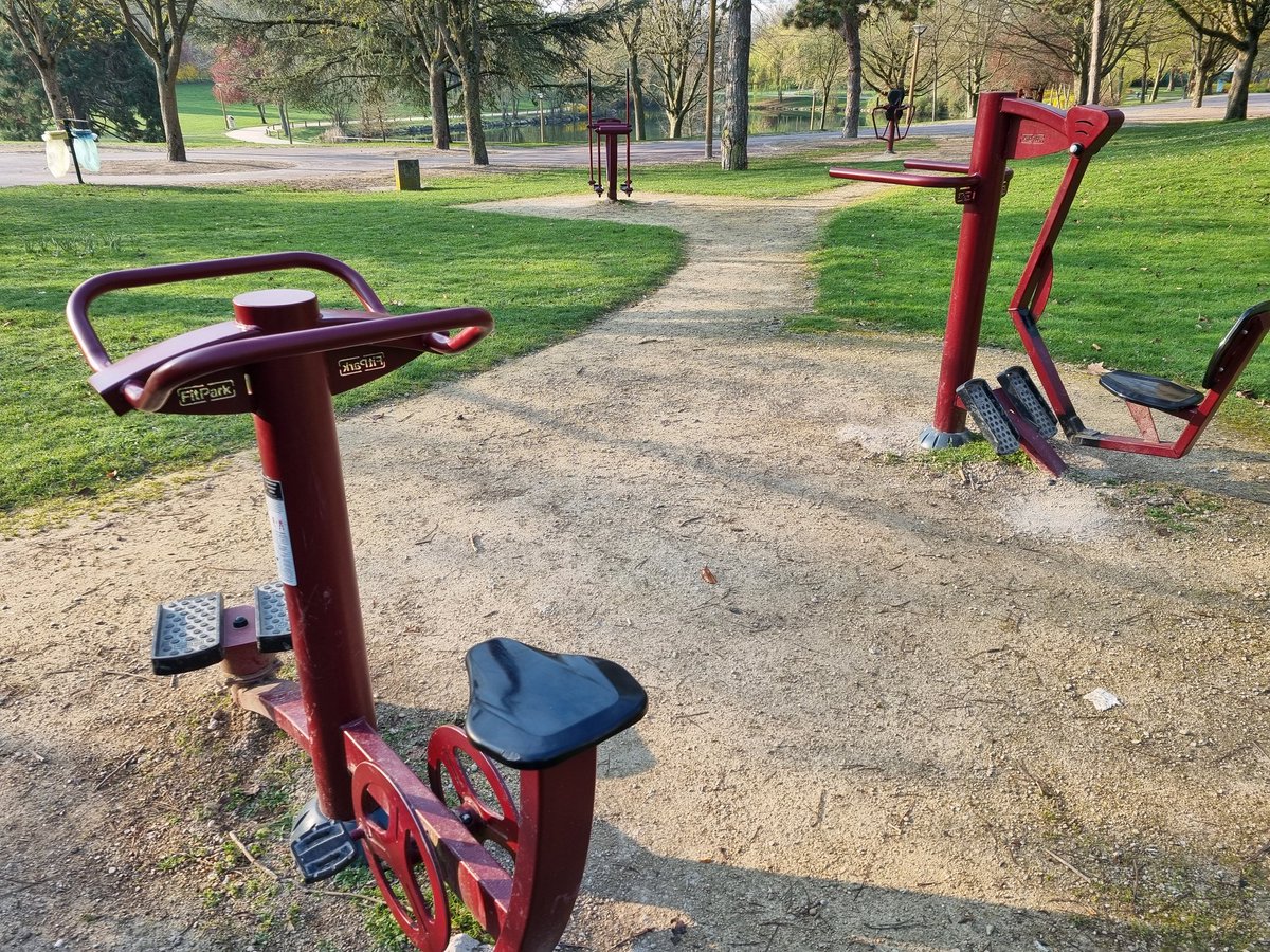 Papy Dono tweet media