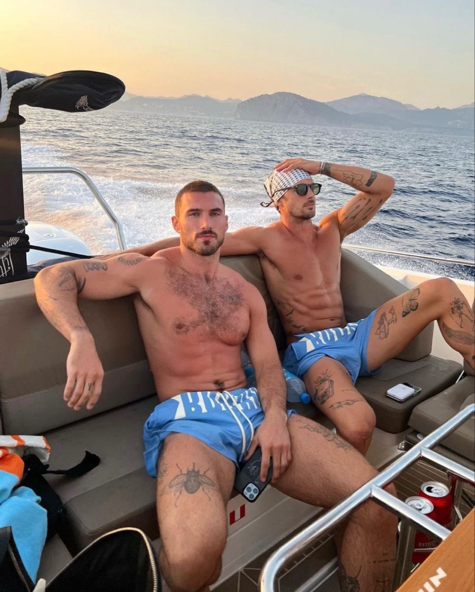 not mike tweet media