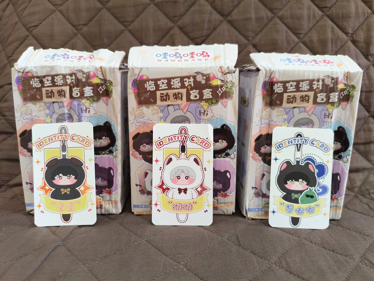 hollowbast's tweet photo. WTS ready Ladsbubu : 
- Sylus, Caleb, secret Zayne 170/ea.
- Xavier, Zayne, Rafayel 160/ea.

sealed, open box buat cek kartunya.
**box damaged tapi isinya aman.

oren + adm : https://t.co/2OALHjsBEN

#wts #ladsbubu #lads #loveanddeepspace #plushie https://t.co/FV8aa5AIOJ