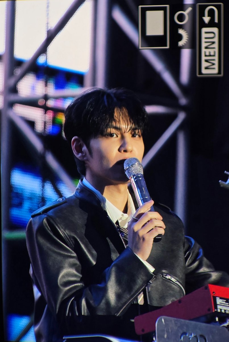 𝙛𝙤𝙘𝙪𝙨 tweet media