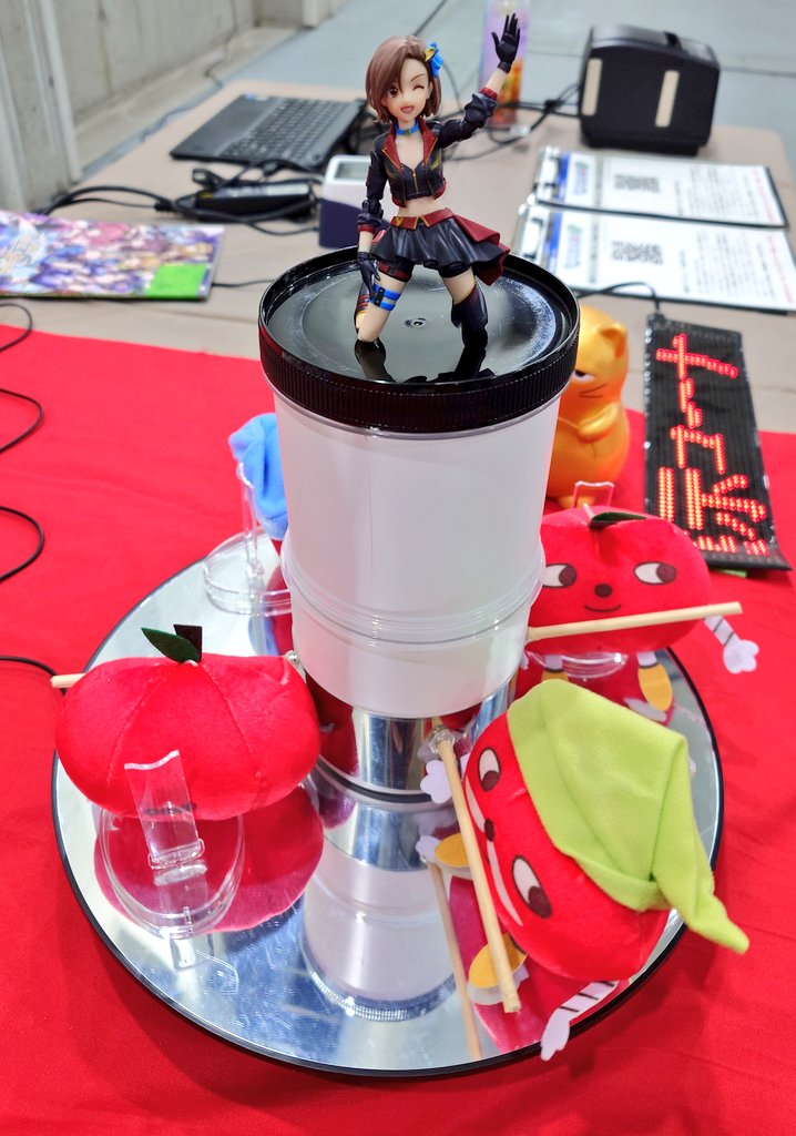 ヒロカ tweet media