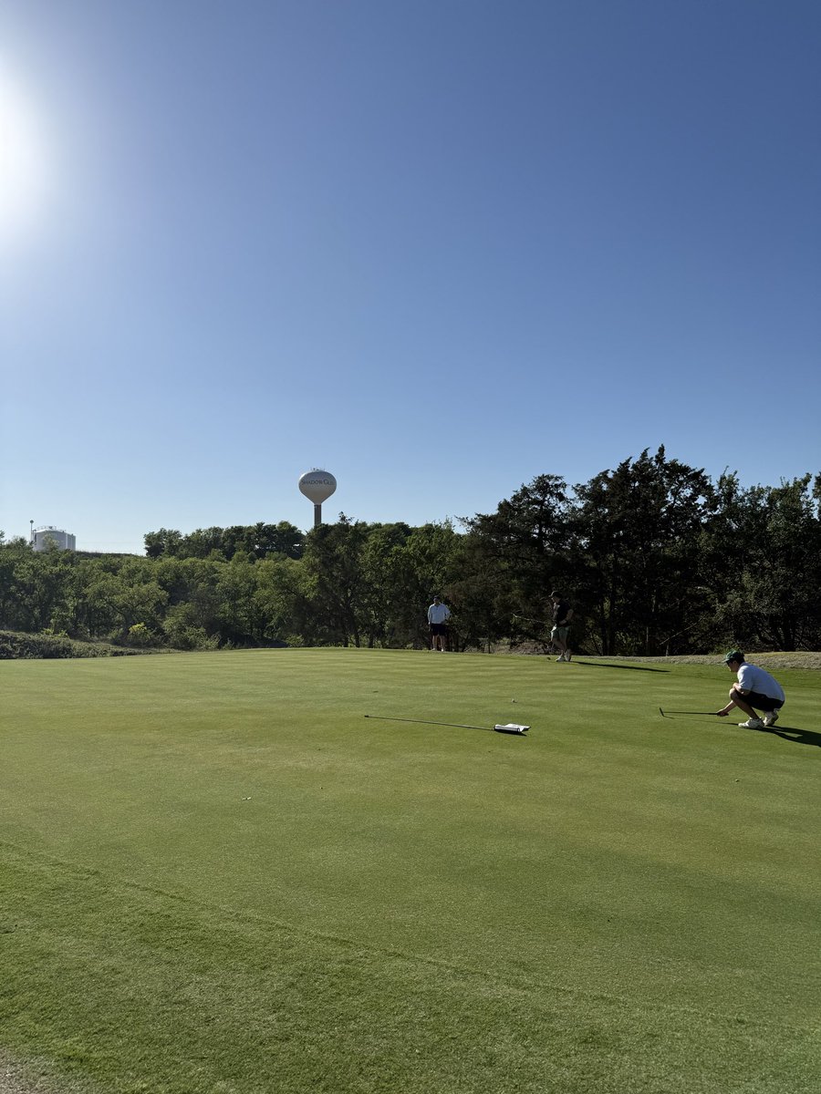 BurrishAsian tweet media