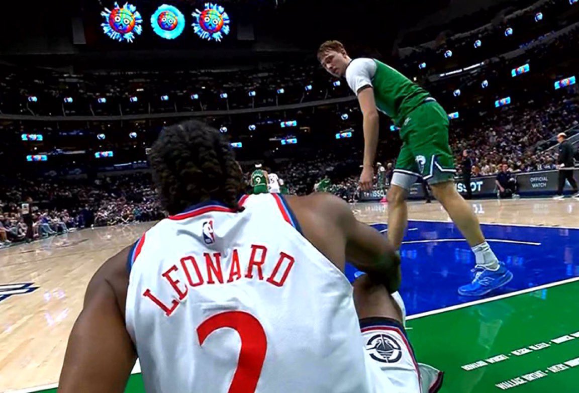 Mavs Film Room 🐴🎥 tweet media