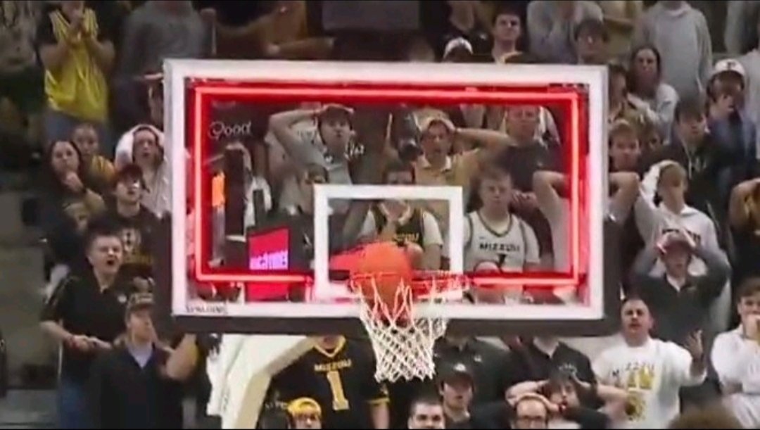 Ahmed/The Ears/IG: BigBizTheGod 🇸🇴 tweet media