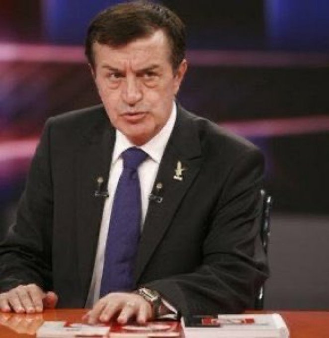 YzbAltay's tweet photo. "Hudut bir milletin namus ve şerefinin korunduğu yerdir."

💬E. Tümgeneral Osman Pamukoğlu https://t.co/c7SW1pTskn
