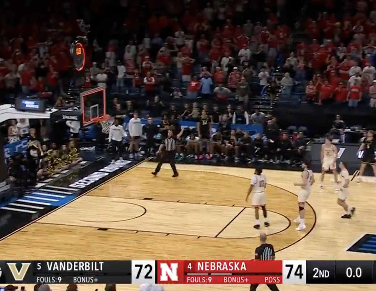 PrizePicks tweet media