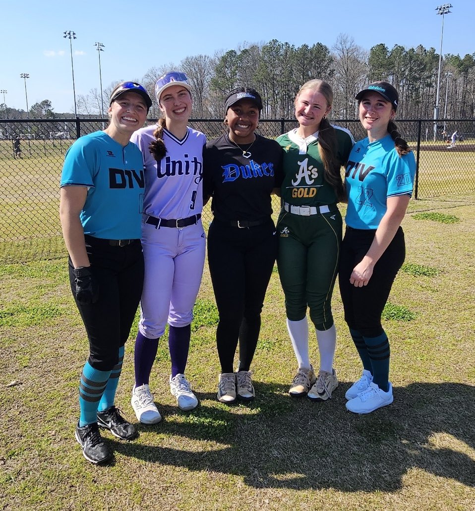 Juls Huber tweet media