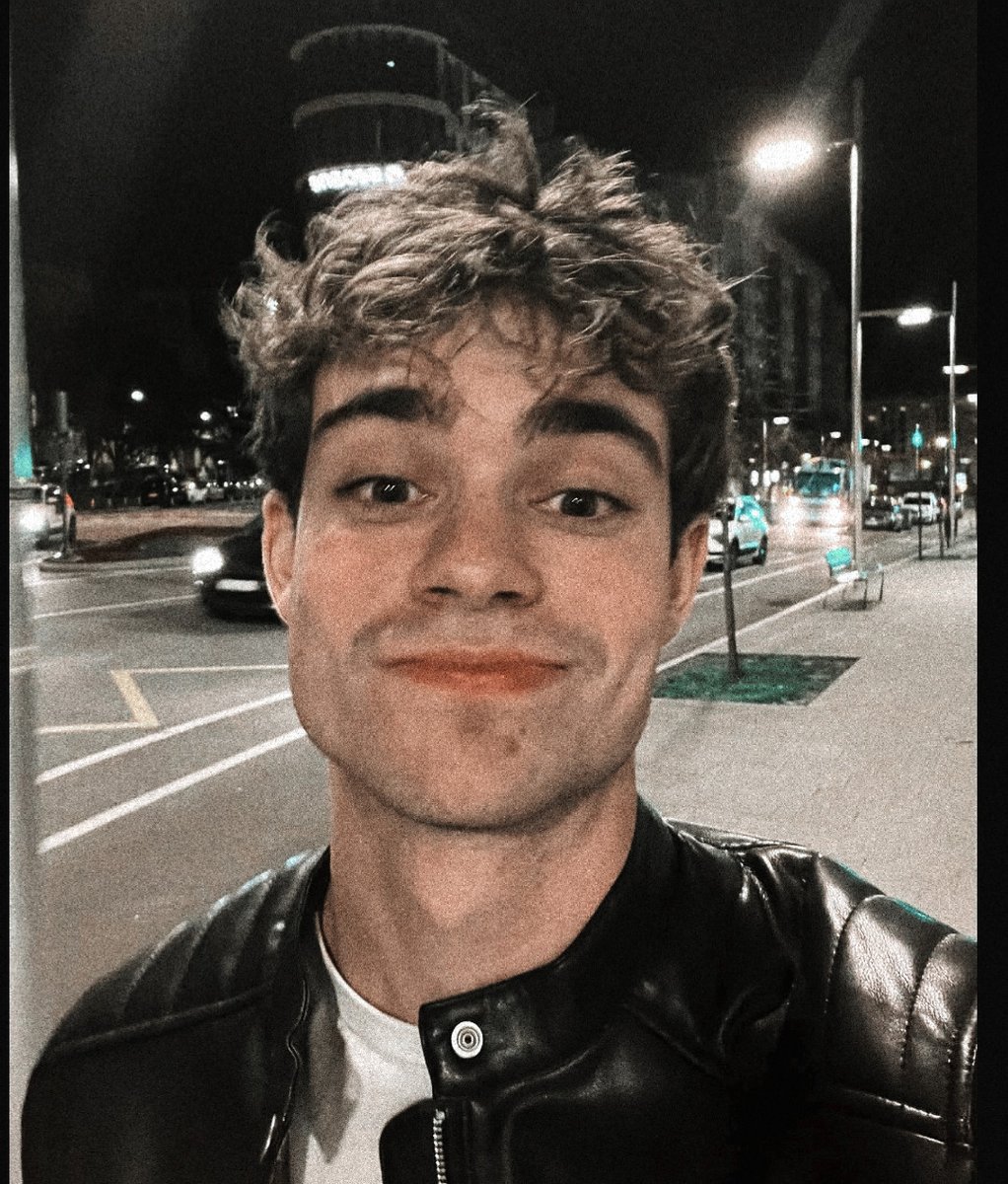 𝑬𝒕𝒉𝒂𝒏 tweet media