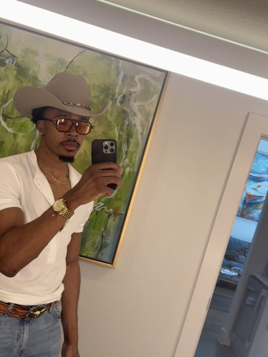 𝔻𝕖𝕧𝕚𝕠𝕟 :) tweet media