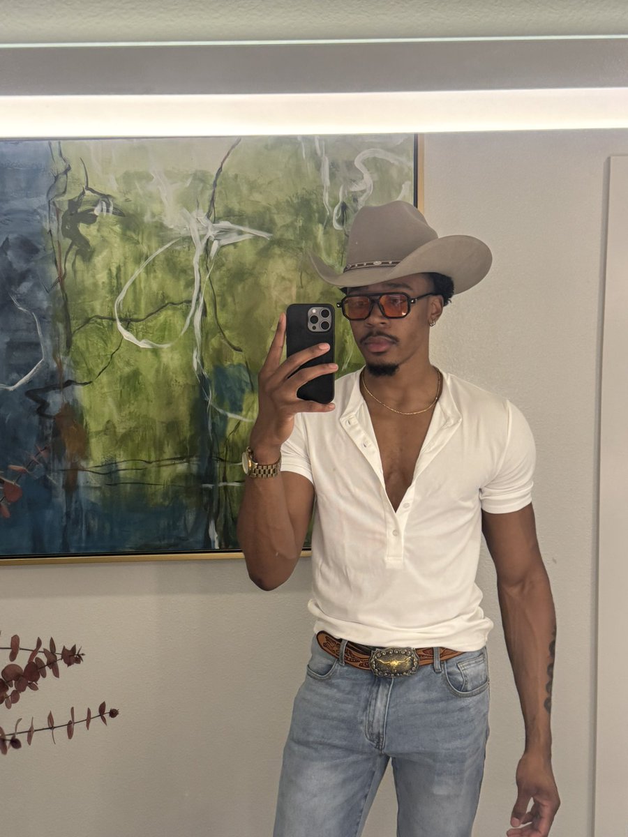 𝔻𝕖𝕧𝕚𝕠𝕟 :) tweet media