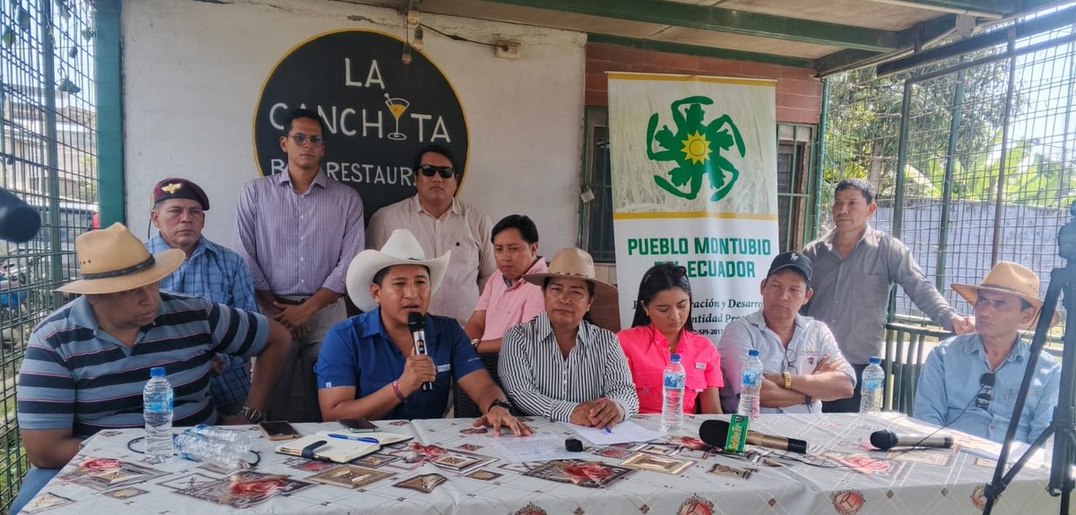 PuebloMontubioE's tweet photo. En #Salitre// Asamblea Cantonal del Pueblo Montubio de #Salitre:

El Presidente Nacional (E) @DannyChoezM En el marco de la #Agenda2026 Posesionó a la Ing. #GlendaJimenez cómo Flamante Presidenta del Pueblo Montubio del Cantón. Quién se suma al Fortalecimiento del PME y la Unidad https://t.co/ENVr8BZ2lR