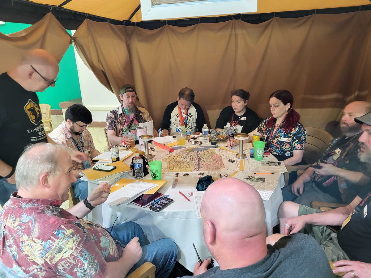 Chaosium_Inc's tweet image. Gary Con, Saturday: Horror on the Orient Express board game demos show off how cool this game is going to be; meanwhile, a massive multi-table Call of Cthulhu game is going on by the pool... watch out for Deep Ones!
#garycon #callofcthulhu #ttrpg
