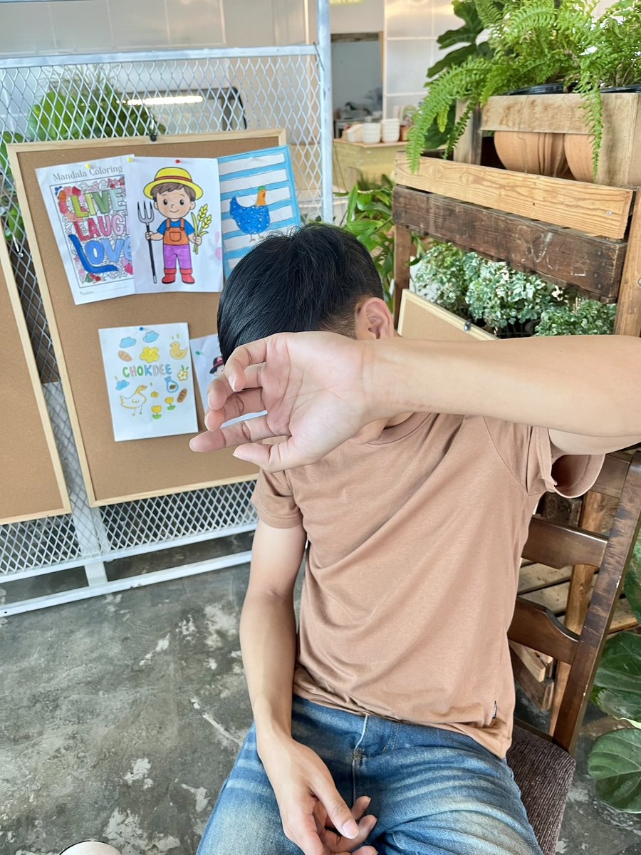 IPichK7's tweet photo. กึงทุกท่วงท่า 😂😂😂 https://t.co/5i87ke4o0z