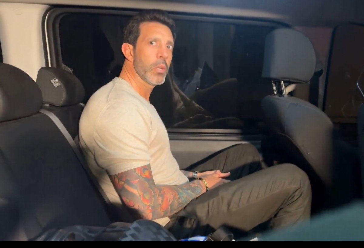 Ꮇ𝙰𝚁𝚃i𝙽 tweet media