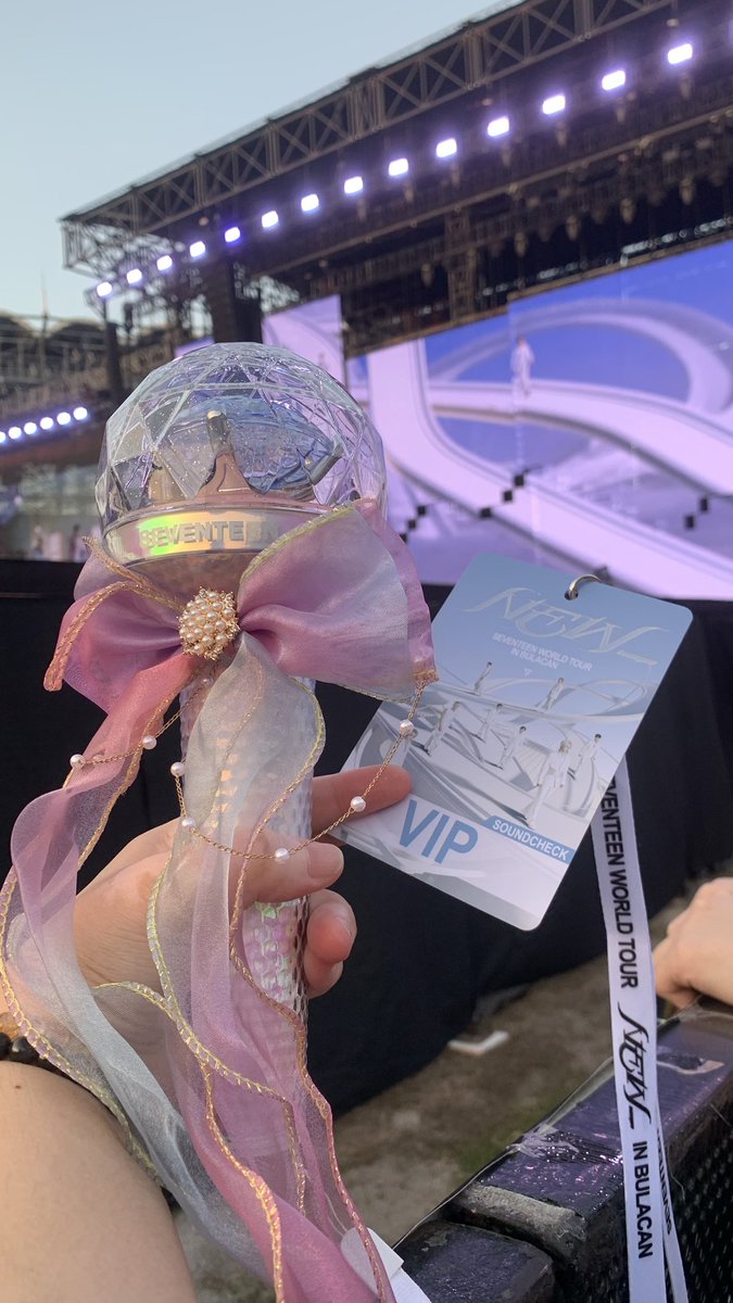 caratcharm 🍚⚔️🐶 tweet media