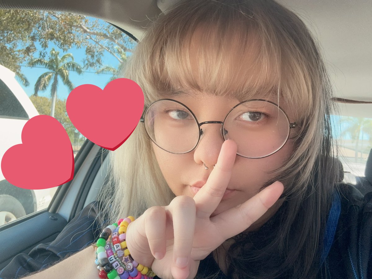 .｡oO( bwehhh ) tweet media