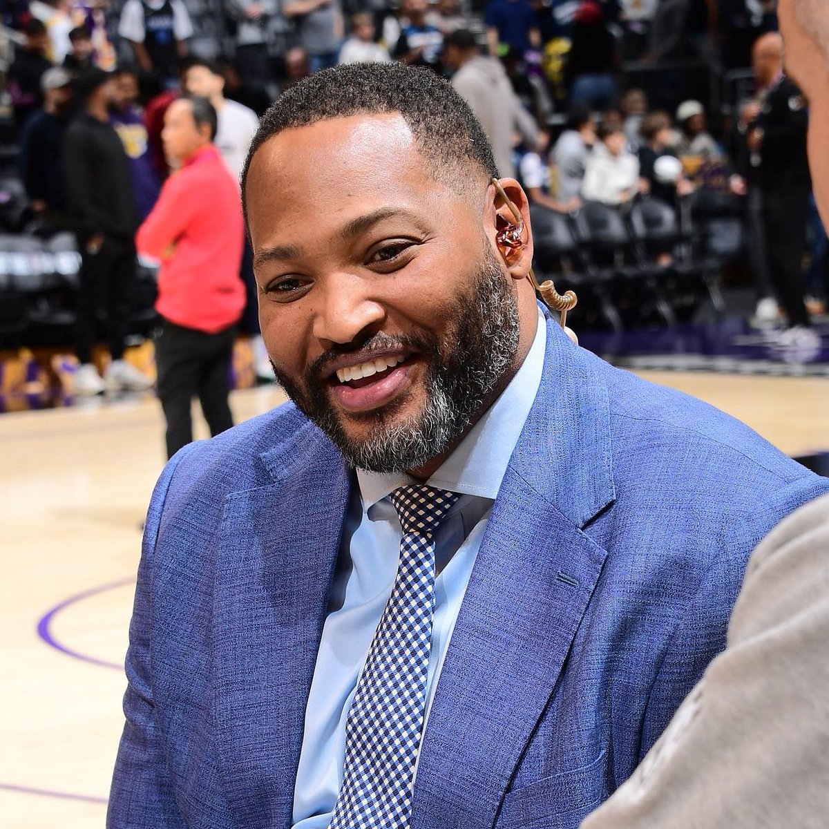 LakeShowYo tweet media