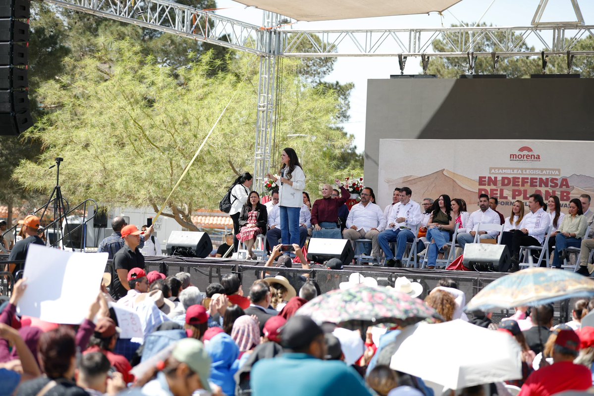 Andrea Chávez tweet media