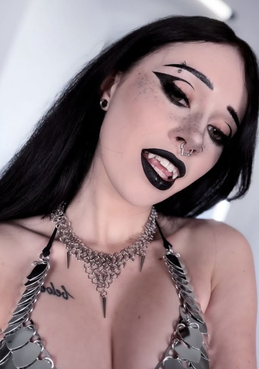 UndeadEm tweet media