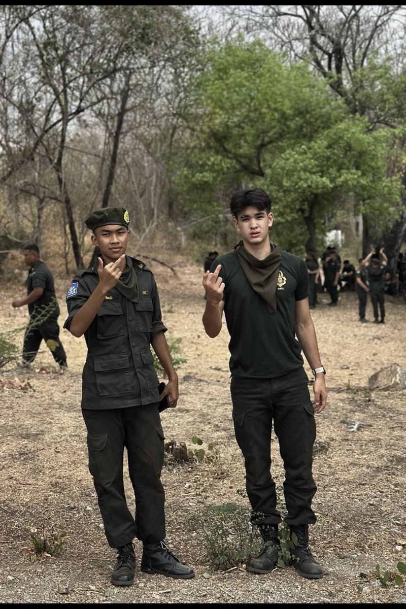 ร.ด.เด็กไทยผม(ไม่)เกรียน tweet media