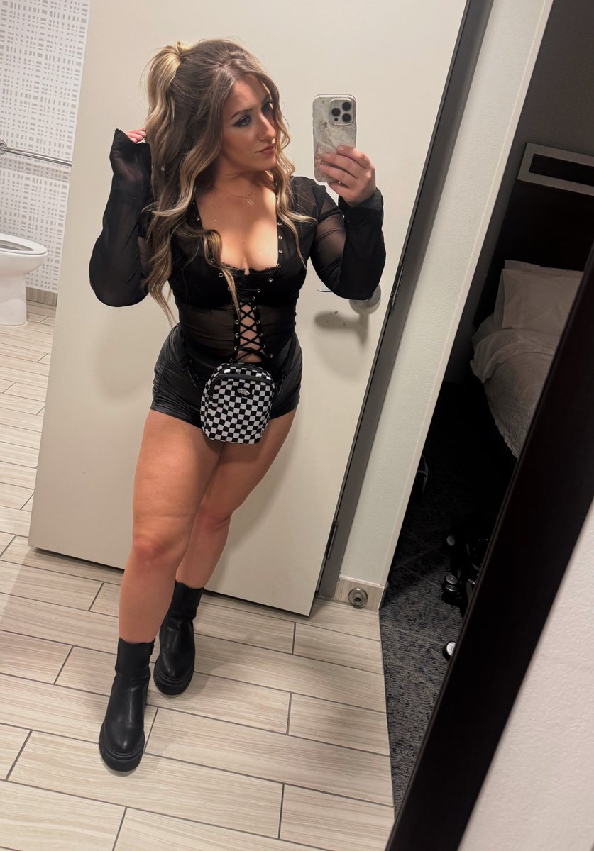 spicy jess 🤠 tweet media