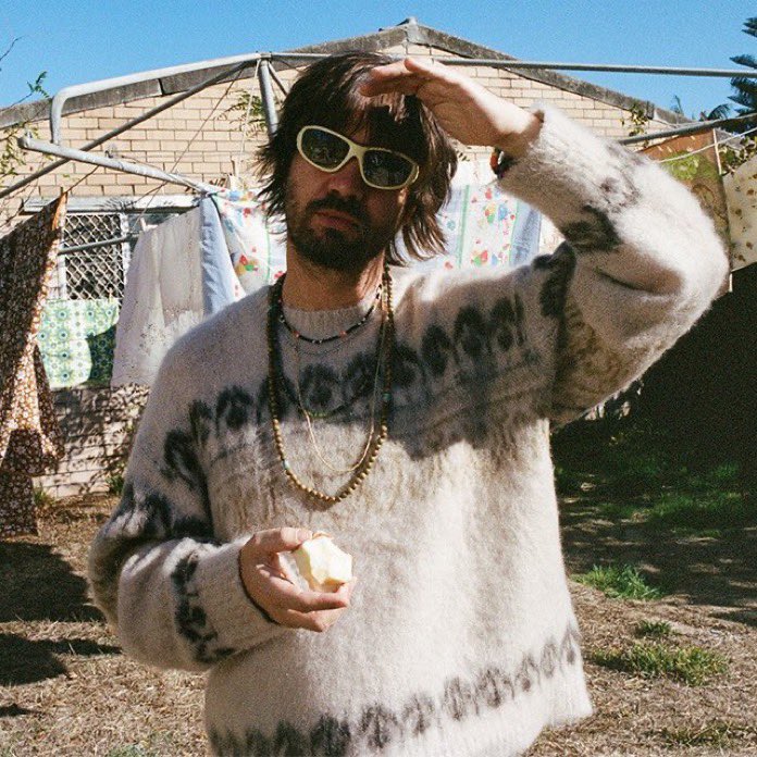 ⚡︎ 🧛 tweet media