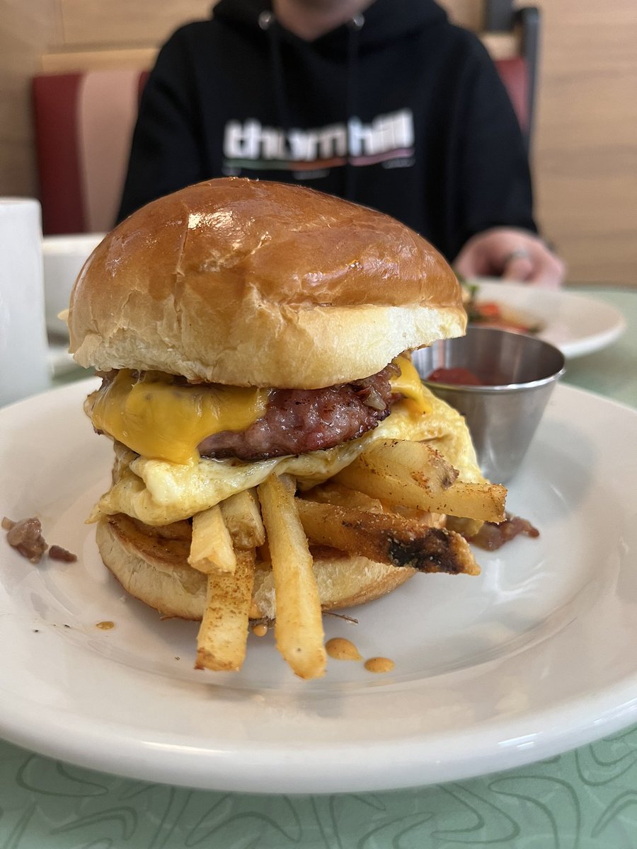 Your Fat Boyfriend (Comms closed ty!!) tweet media