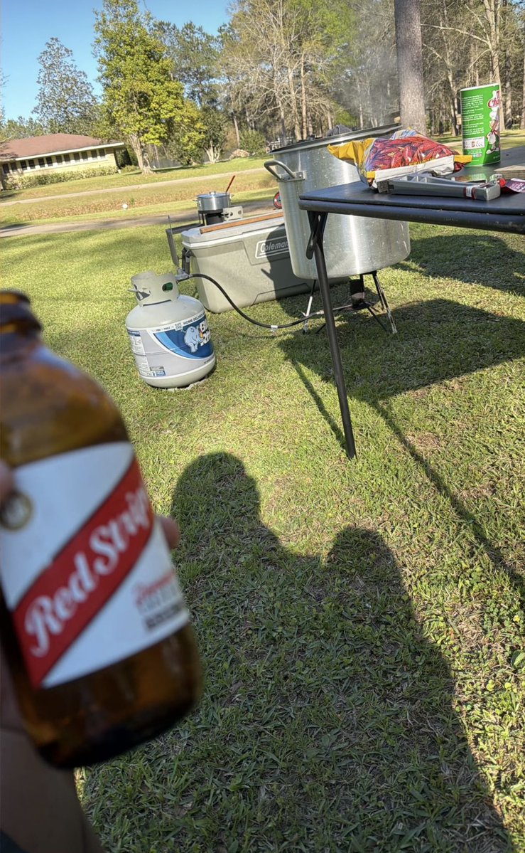 Yeaux Cane tweet media