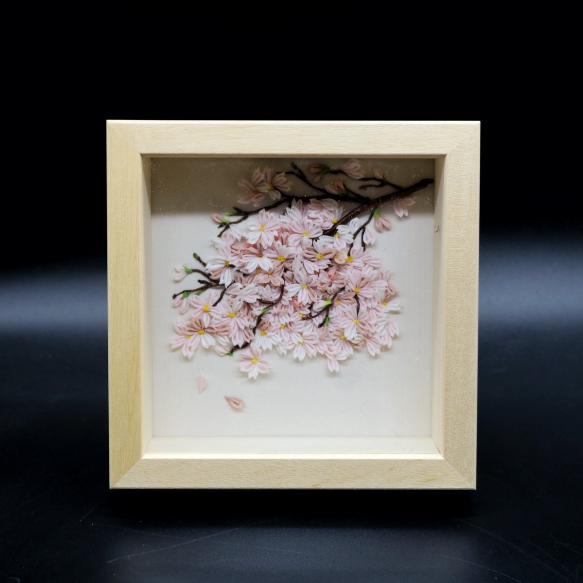 hokkori_tsumami's tweet photo. 夢見草
夢のように儚く美しい花
#ほっこり。 #桜 #つまみ細工
#アート #宇都宮 #春
#Japanesetraditionalcrafts
#シェアしてくれたらとても嬉しい https://t.co/nV7280ohlv