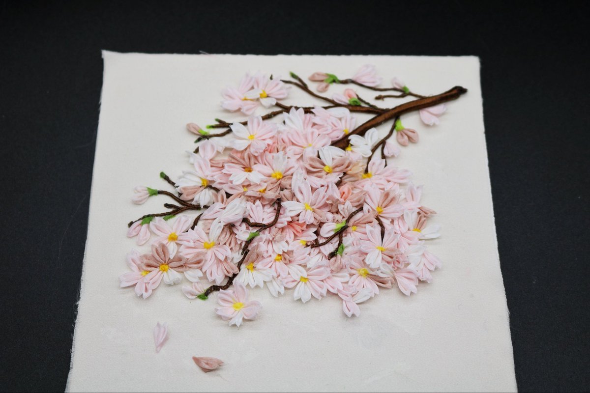 hokkori_tsumami's tweet photo. 夢見草
夢のように儚く美しい花
#ほっこり。 #桜 #つまみ細工
#アート #宇都宮 #春
#Japanesetraditionalcrafts
#シェアしてくれたらとても嬉しい https://t.co/nV7280ohlv