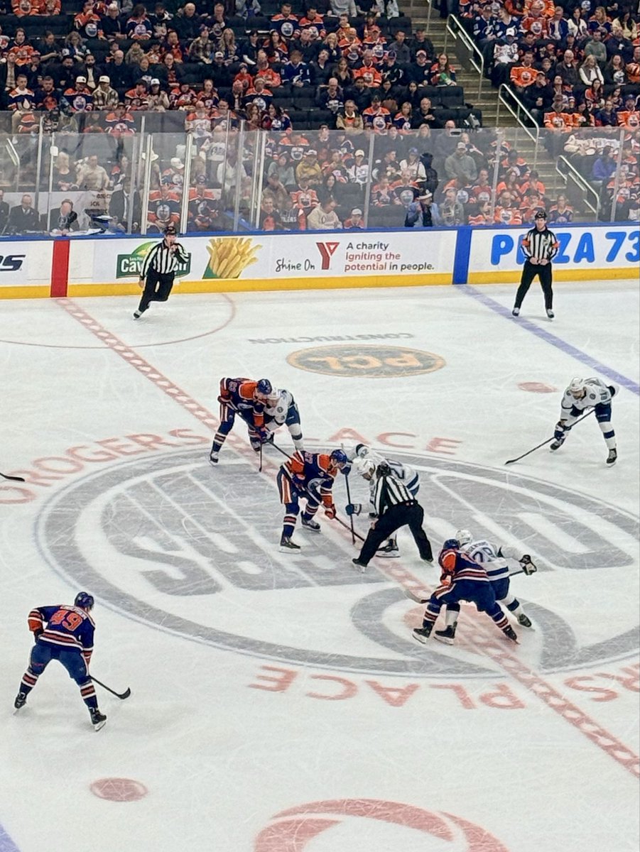 ChalligatorEP's tweet photo. At a fight and a hockey game broke out! https://t.co/WYMSGUNkz1
