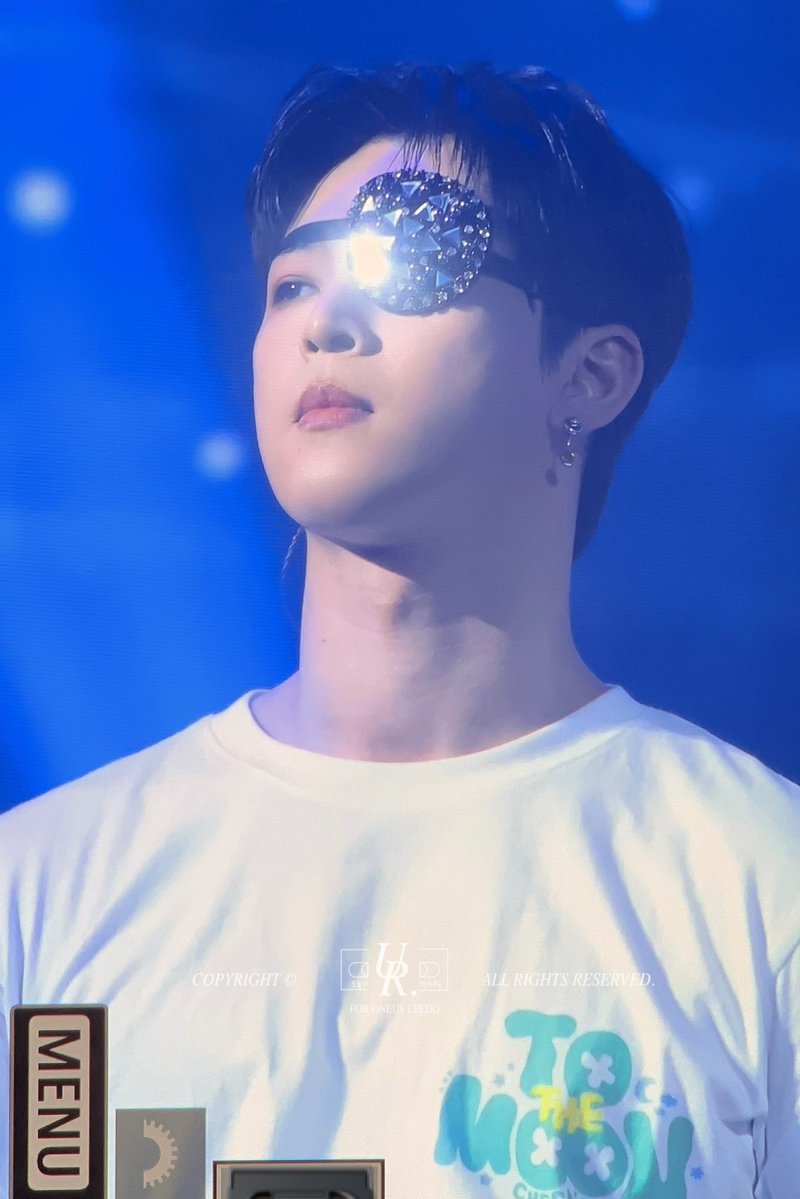 𝑼𝑹. tweet media