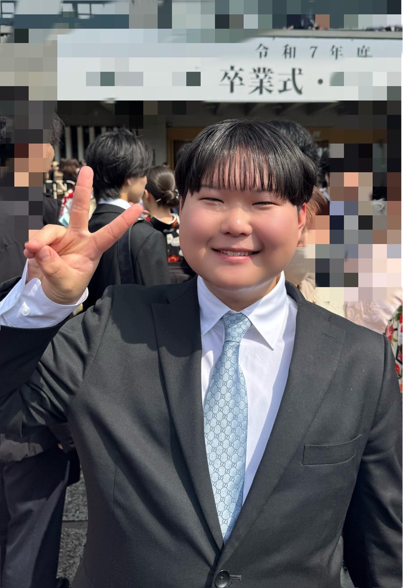 ともや tweet media