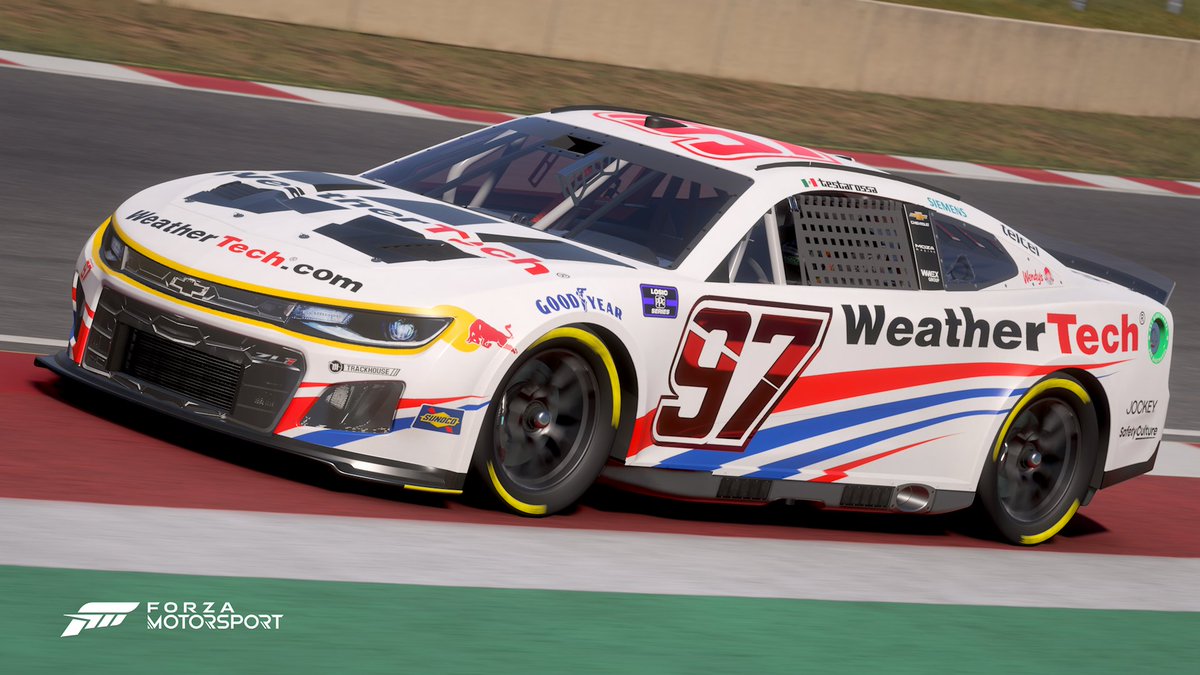 Ian / Testarossa tweet media