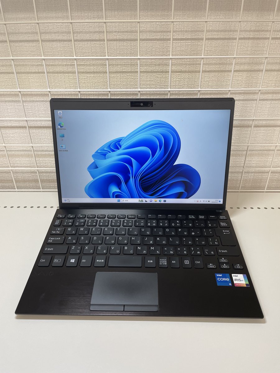 pcsky0501's tweet photo. 人気の12.5型『VAIO Pro PJ』 なんと「メモリ16GB」搭載の激レア仕様✨

✅Core i5-1135G7 / 16GB / SSD 256GB 
✅約900gの超軽量 
✅社外コンパクトアダプタ付属（持ち運び爆楽）

これ1台で仕事もレポートも完結。 税込 59,800円！
早い者勝ちです🏃💨

#中古PC #VAIO #16GB #札幌 #宮の沢 #PCSKY https://t.co/29EDQ2afV3