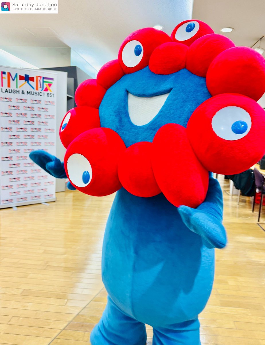 3/22❤️💙 #サタジャン3】 きょうはミャクミャクのお誕生日