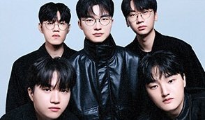 dearyhyeokie's tweet photo. MY TEAM LOOKS SO FINE https://t.co/RZfbQFBEc3