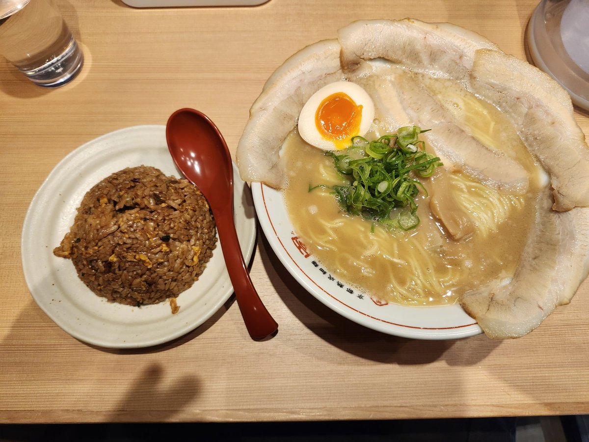 amax_game's tweet photo. 出先飯 https://t.co/7ocrZHZaWY
