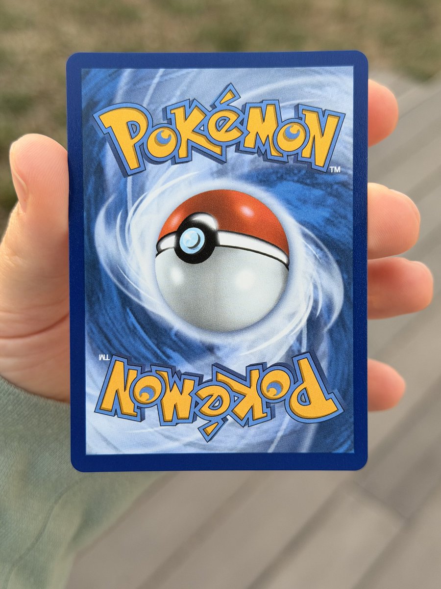 BritBrat tweet media