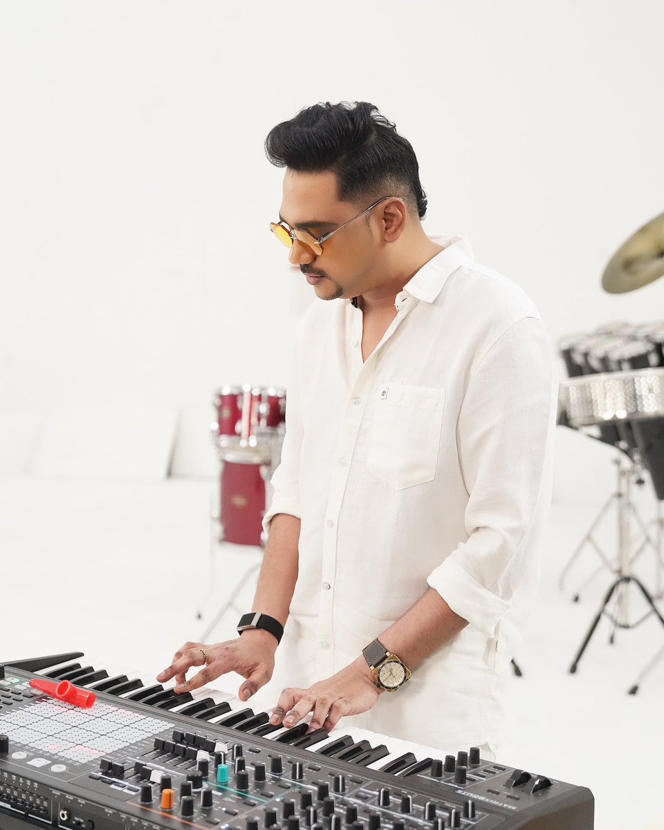 𝐒𝐀𝐌 𝐂 𝐒 tweet media