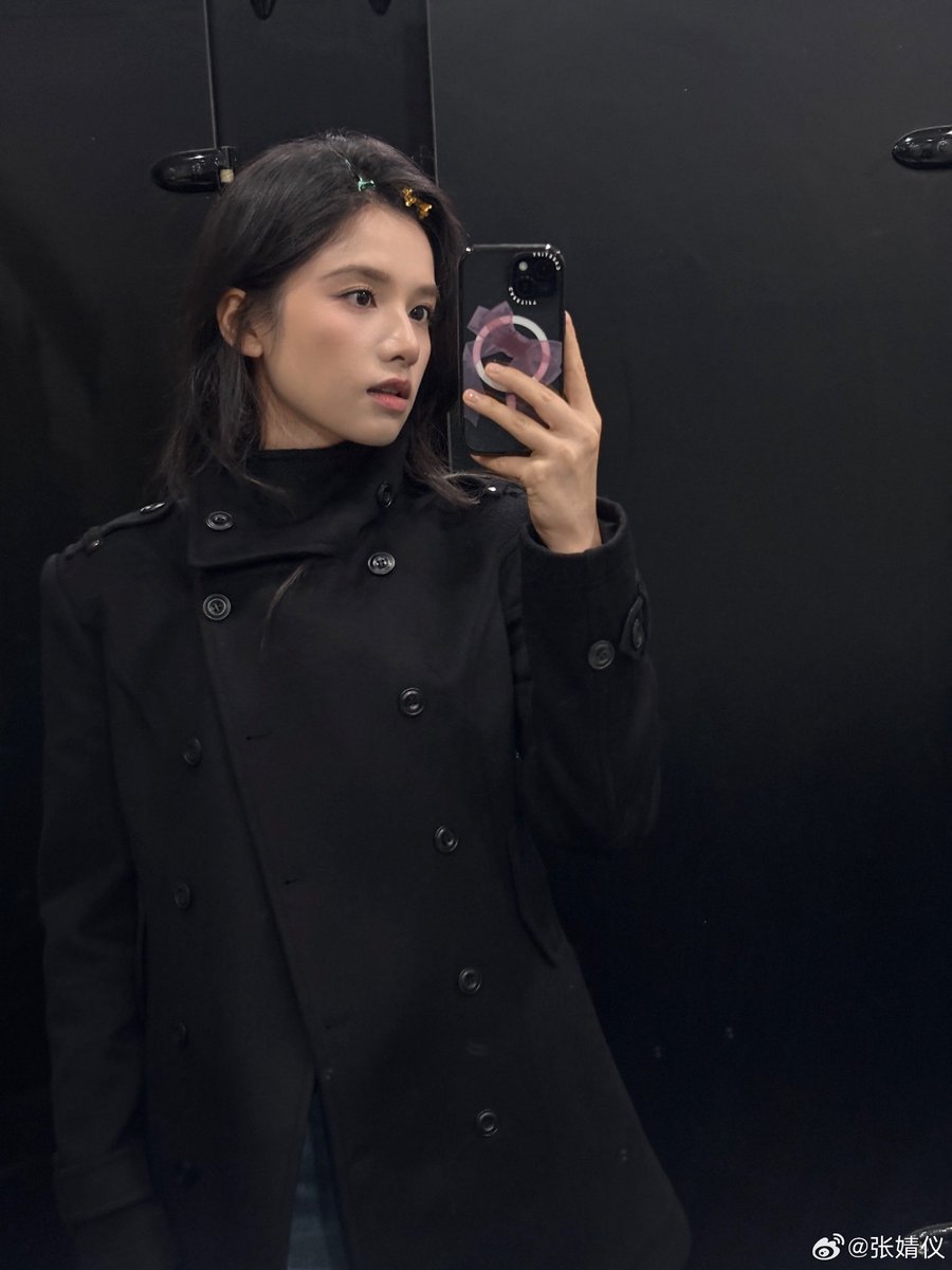 yyuxi720's tweet photo. 260322 장정의 웨이보

정의가 사진 공유해줌🩷 

#장정의 #张婧仪 #zhangjingyi https://t.co/V30yKFBnPX