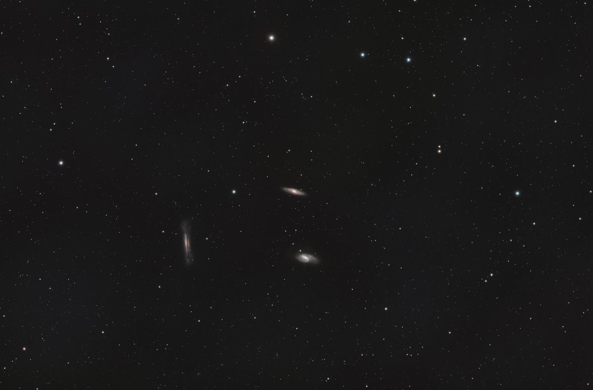 kunino0606's tweet photo. 琵琶湖で撮影しました #しし座の三つ子銀河 #leotriplet #m65 #m66 #ngc3628
やっぱり屈折は楽ですね
短焦点では不安でしたがクロップしても大丈夫で、意外と細かいところも見えてます
1枚目がクロップあり
3枚目がクロップなし
2枚目がアノテーション https://t.co/IwvDcwaGf1