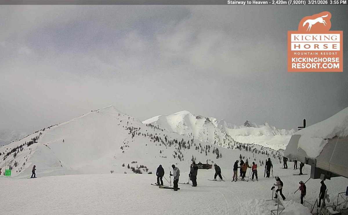 OnTheSnow tweet media